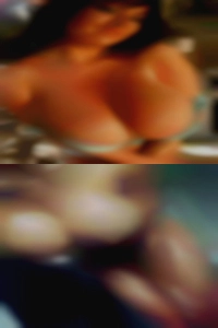 Wet fuck swinger bi sex.